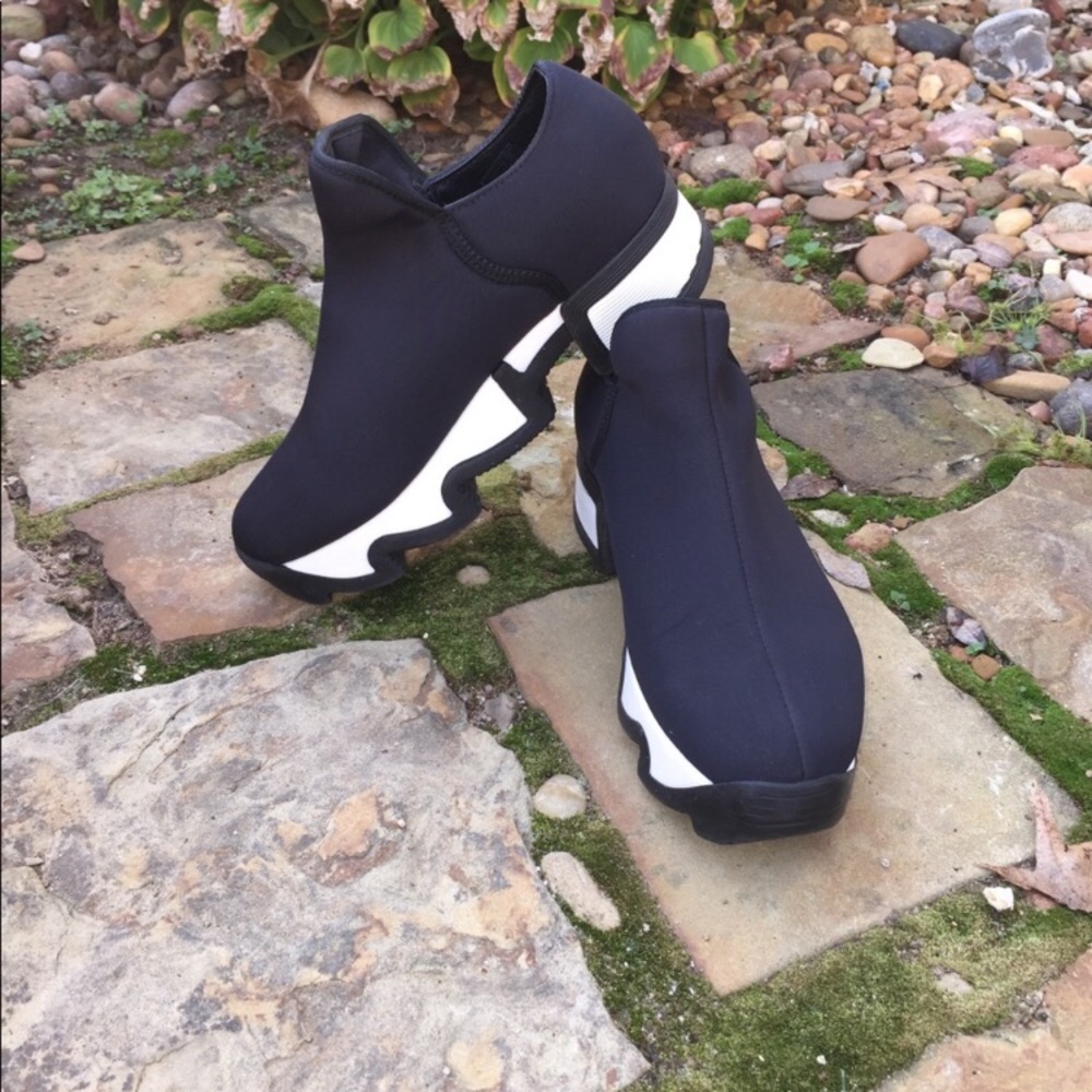 iRi NYC Sneaker Size 37